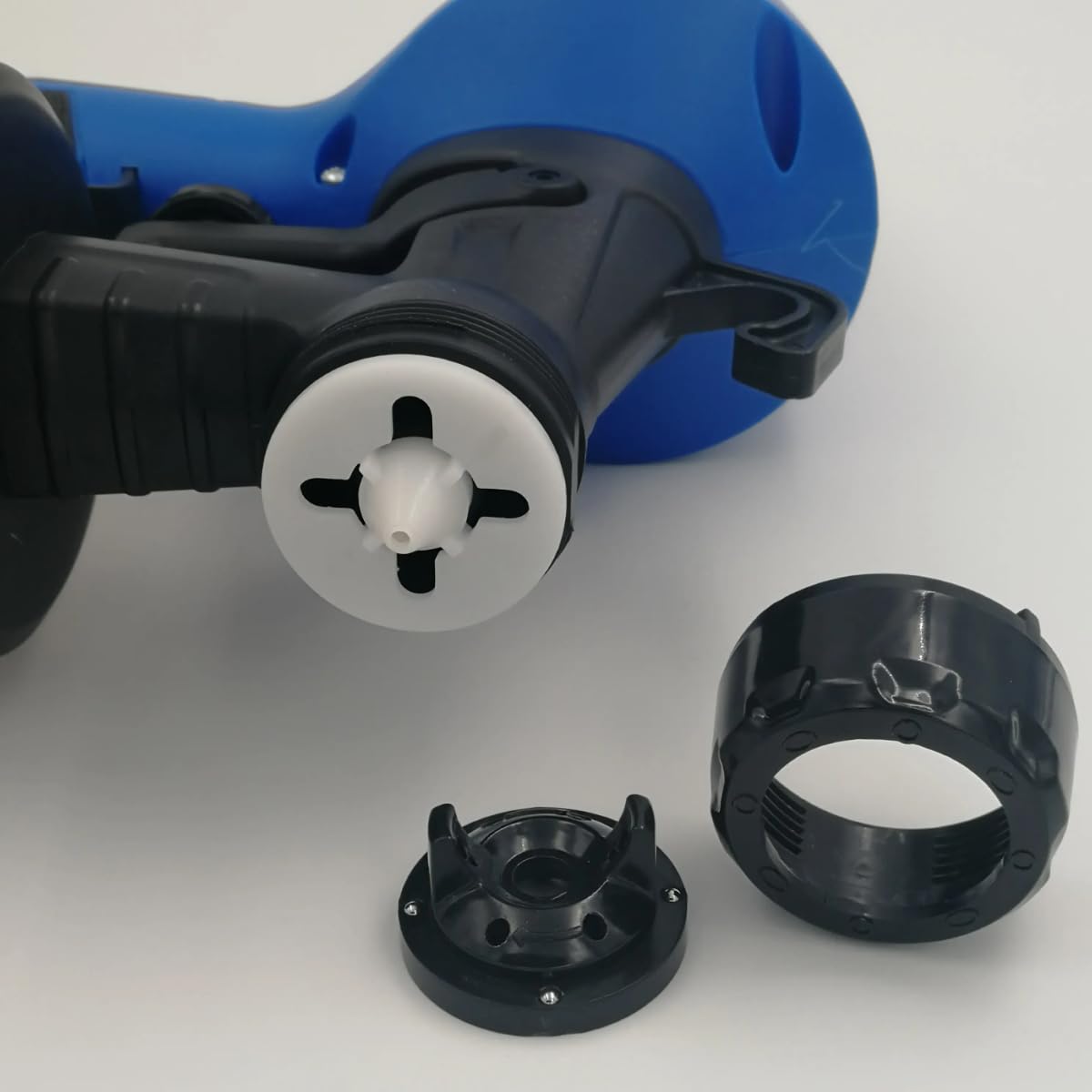 Electric Spray Gun with 3 Adjustable Nozzles, 1000ml Removable Tank, High-Speed Paint Sprayer for Walls, Fences, Cars, Furniture - Fast Charger, 700ml/min Output, 3 Spray Patterns for Home Painting - Image 6